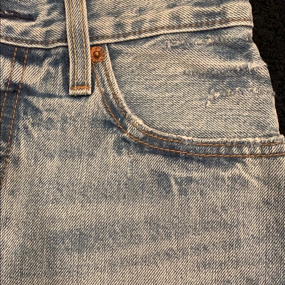 Levi’s 501 High Waisted Shorts - Picture 5 of 9